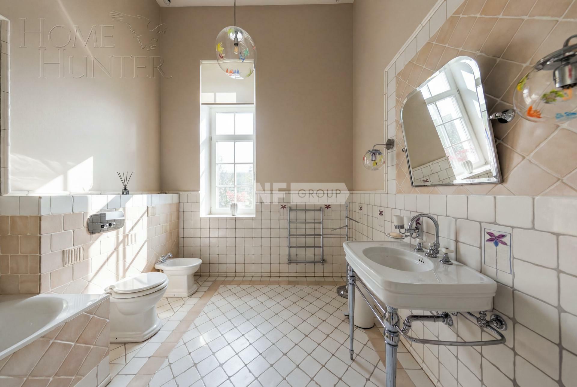 1-этажный коттедж 712 м² с отделкой