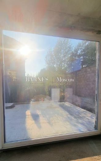 3-этажный таунхаус 600 м² без отделки