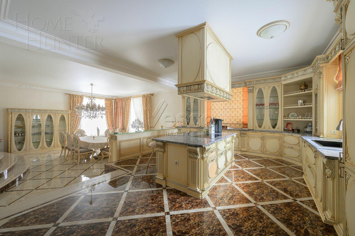 2-этажный коттедж 568 м² с отделкой