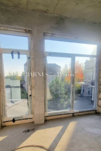 3-этажный таунхаус 600 м² без отделки