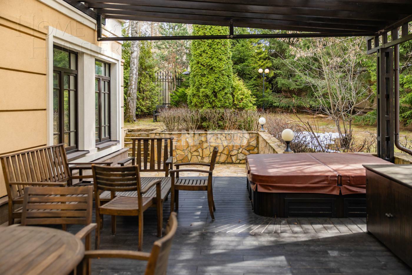 2-этажный коттедж 442 м² с отделкой