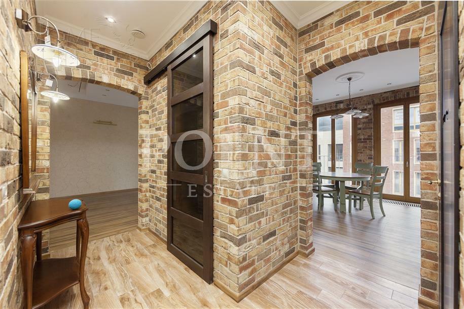 2-КОМН. КВАРТИРА С ОТДЕЛКОЙ 95 М² НА 4 ЭТАЖЕ