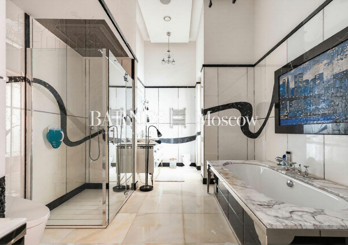 2-этажный коттедж 1 100 м² с отделкой