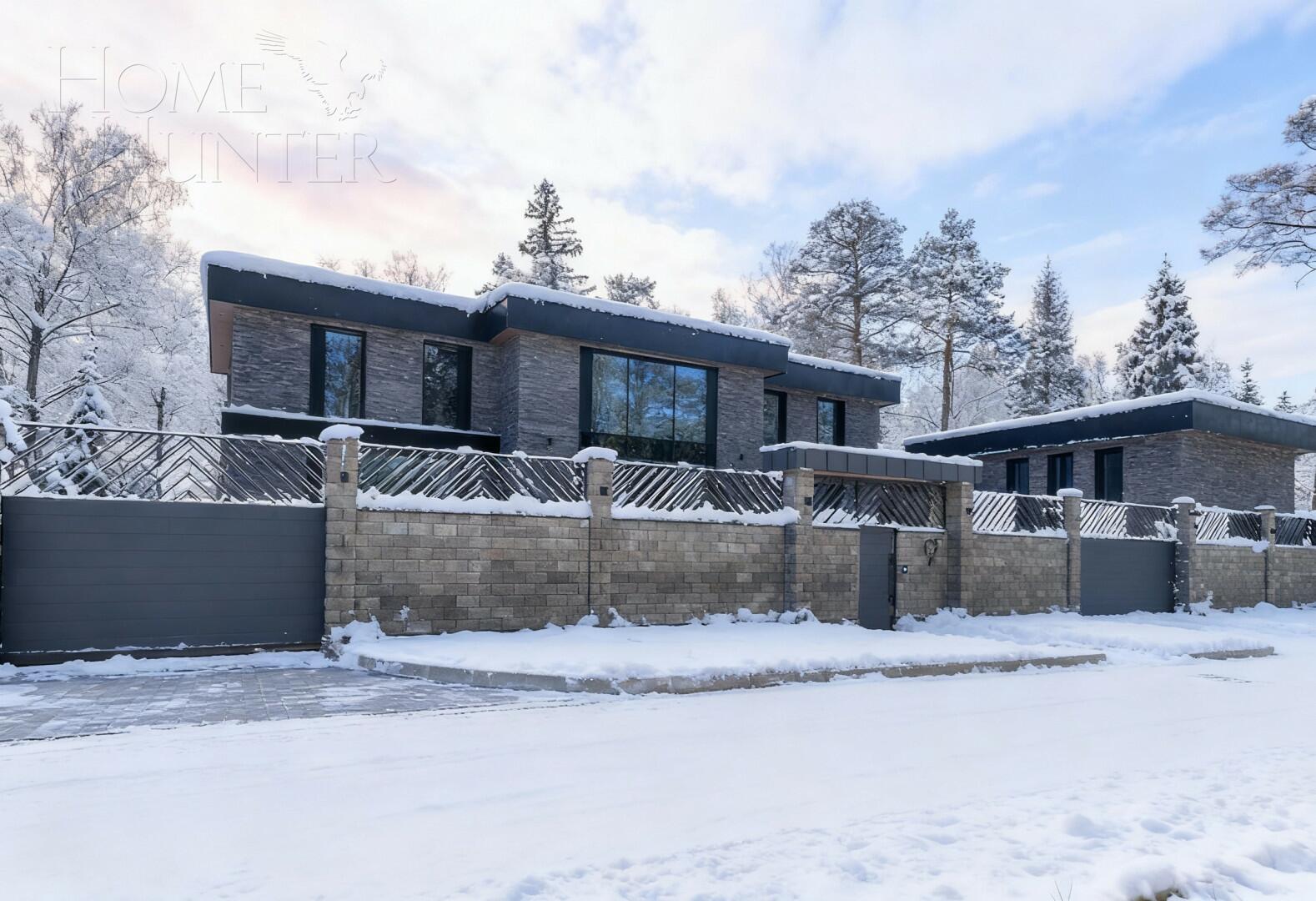 2-этажный коттедж 1 700 м² без отделки