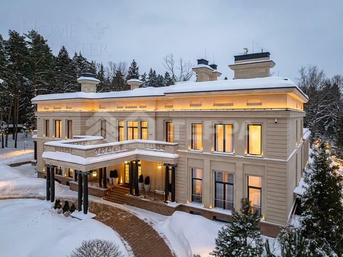 2-этажный коттедж 2 000 м² с отделкой