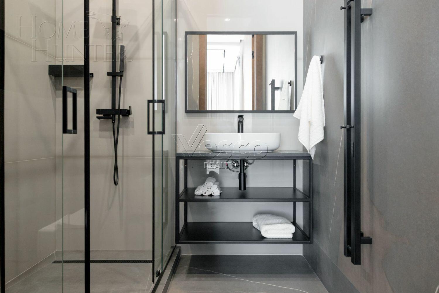 2-этажный коттедж 523 м² с отделкой