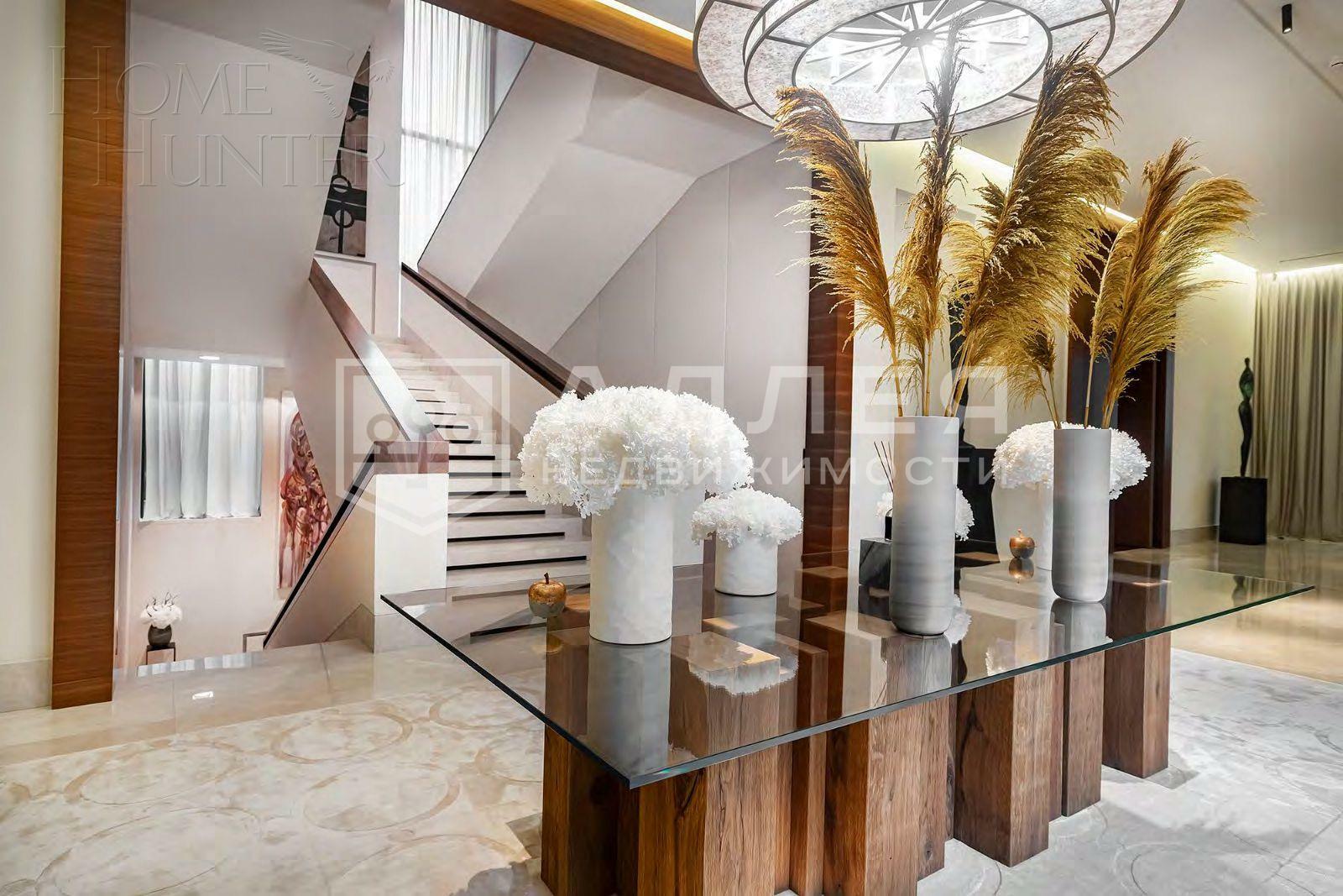 2-этажный коттедж 2 000 м² с отделкой