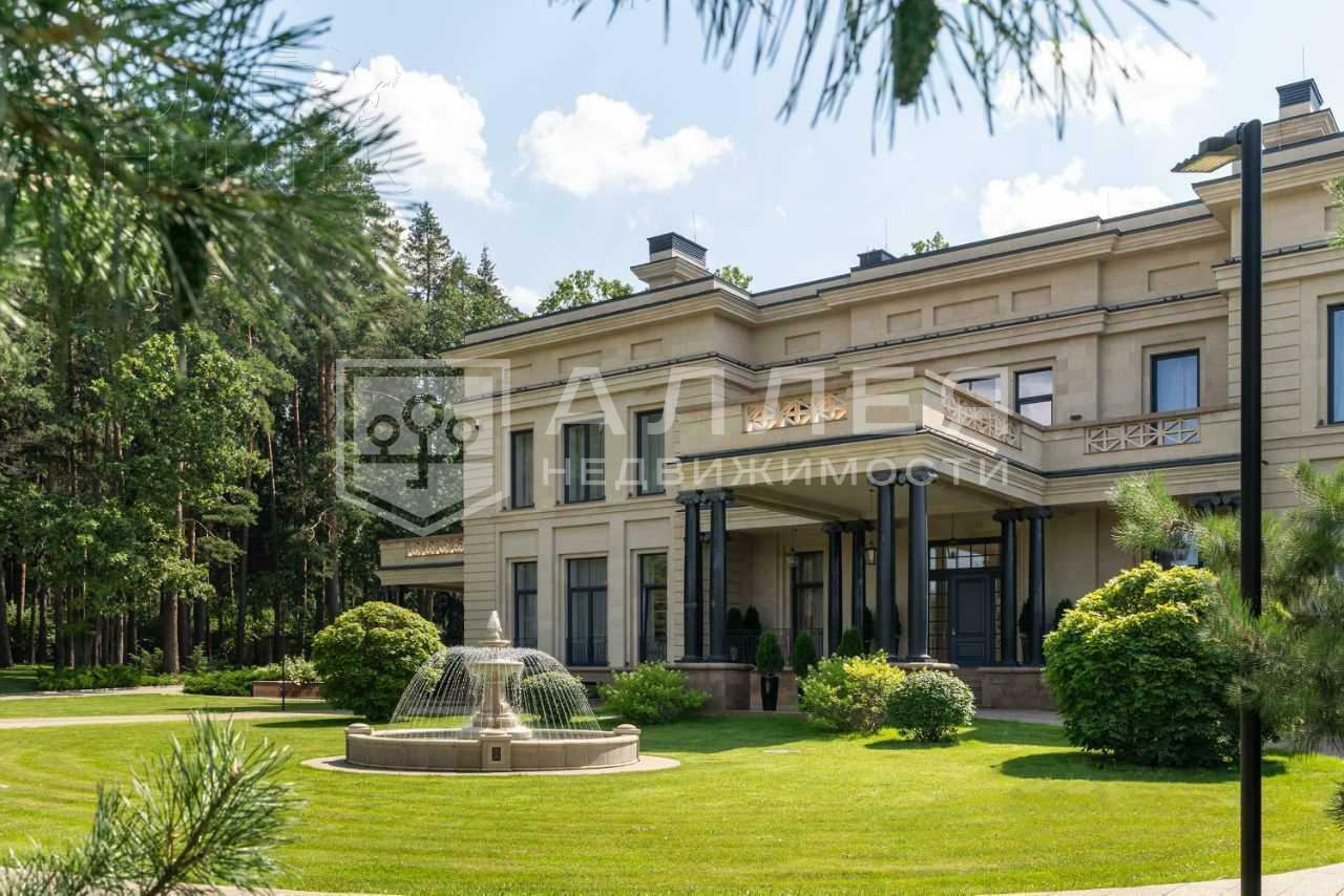 2-этажный коттедж 2 000 м² с отделкой