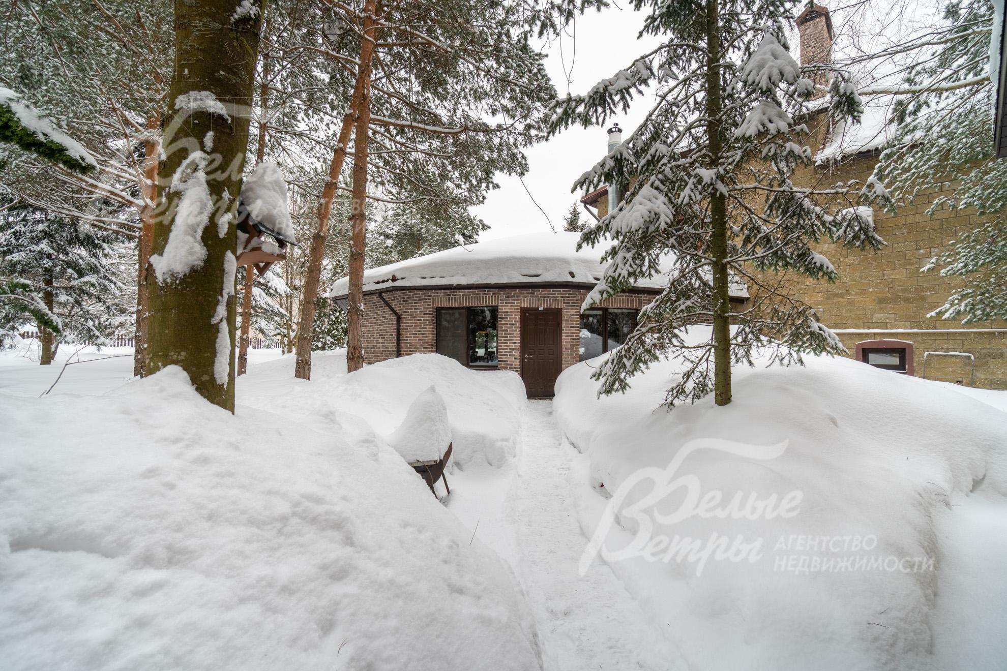 2-этажный коттедж 374 м² с отделкой