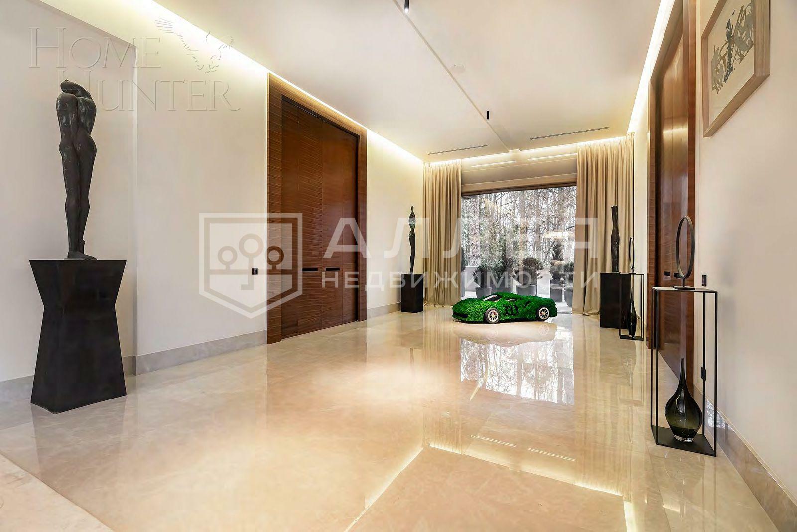 2-этажный коттедж 2 000 м² с отделкой