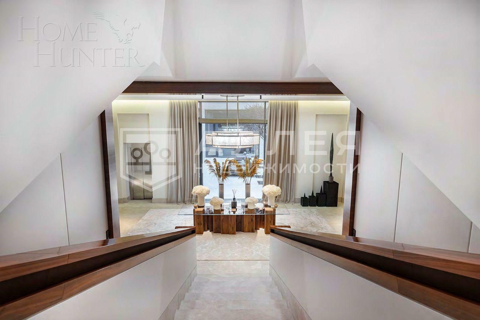 2-этажный коттедж 2 000 м² с отделкой