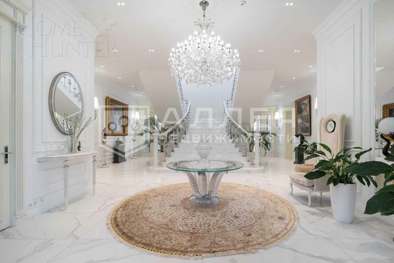 2-этажный коттедж 2 000 м² с отделкой