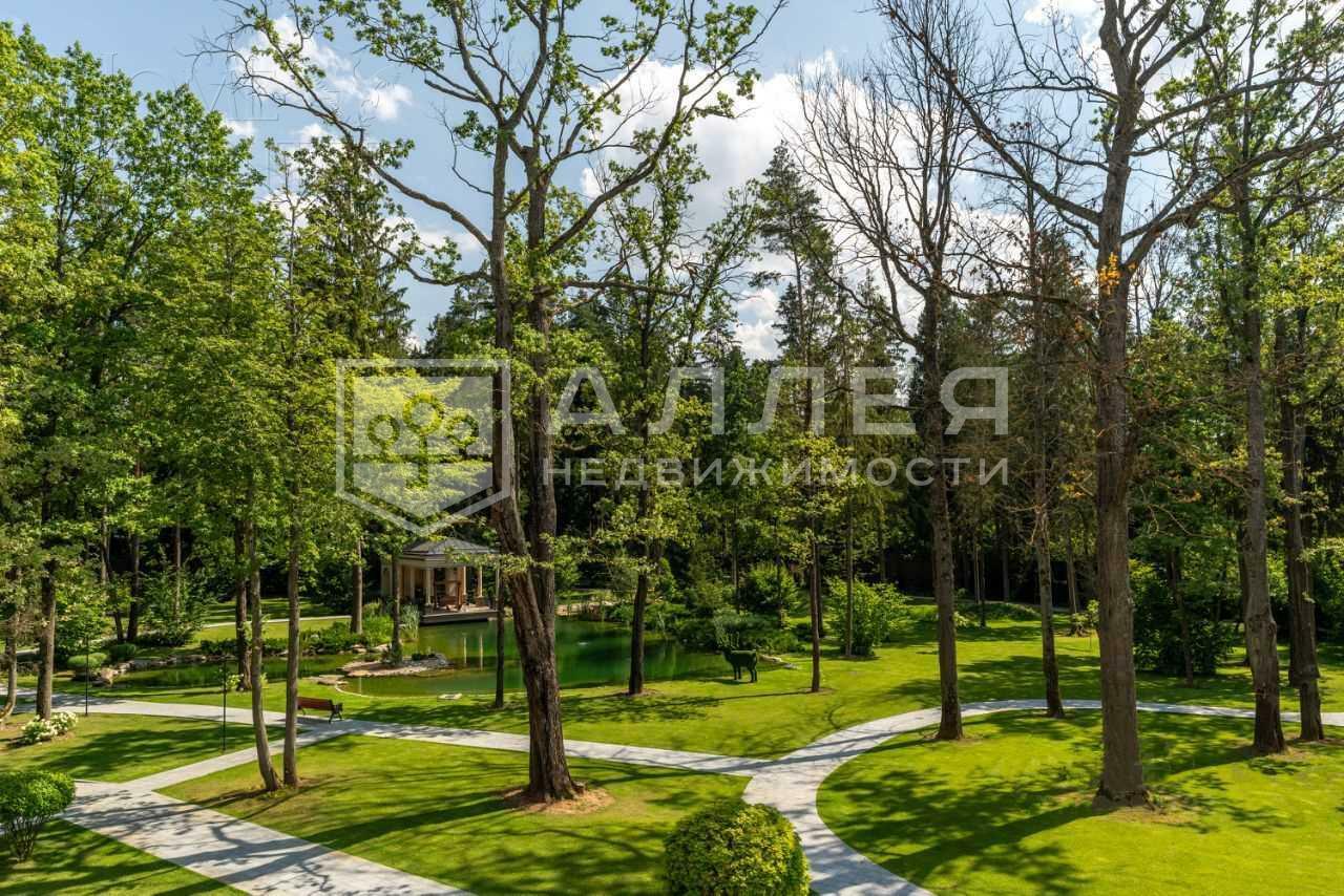 2-этажный коттедж 2 000 м² с отделкой