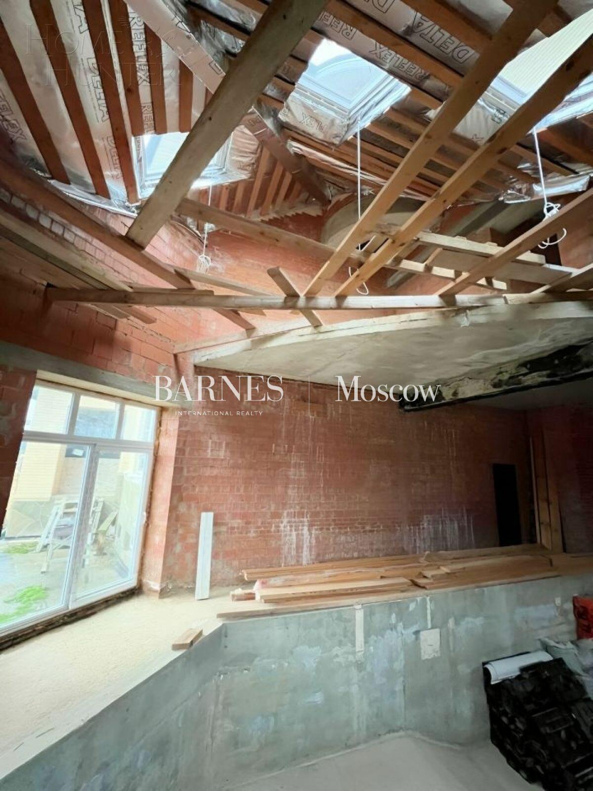 3-этажный коттедж 1 124 м² без отделки