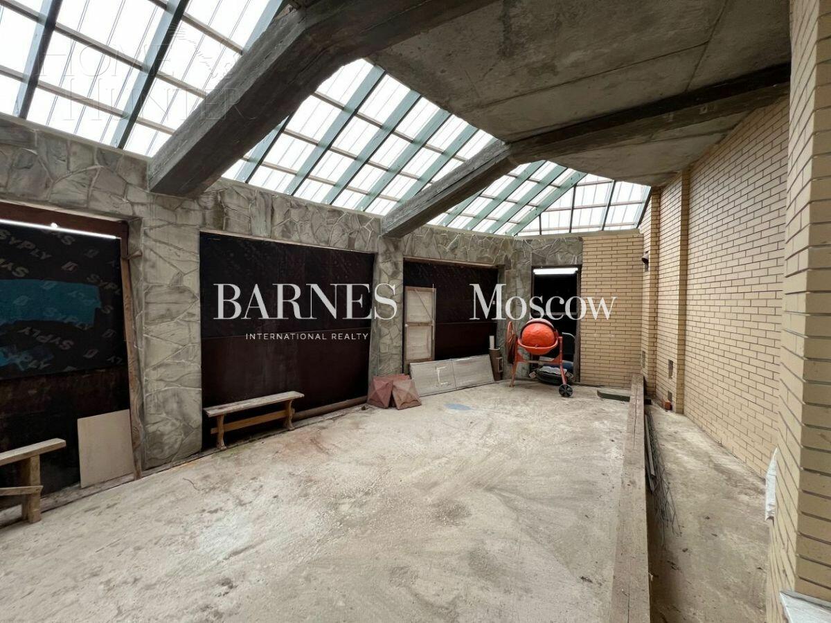 3-этажный коттедж 1 124 м² без отделки