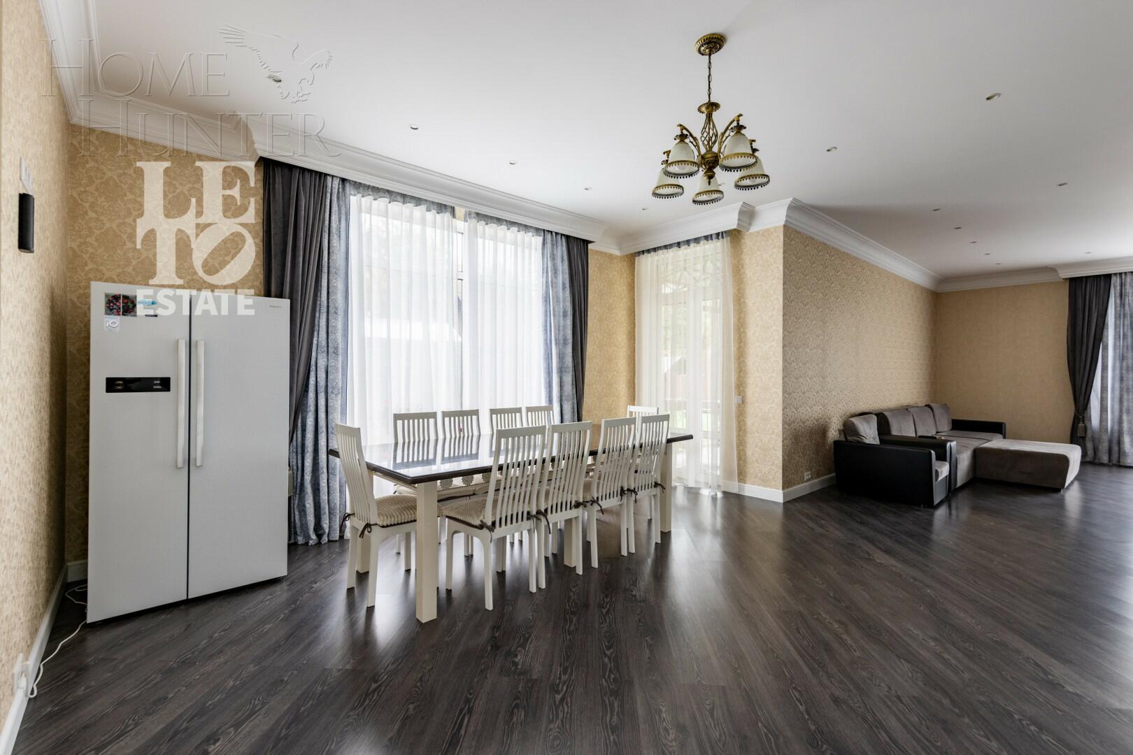 2-этажный коттедж 360 м² с отделкой