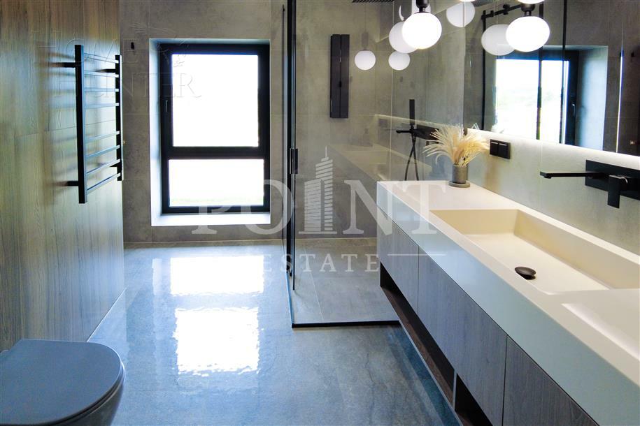 2-этажный коттедж 353 м² с отделкой