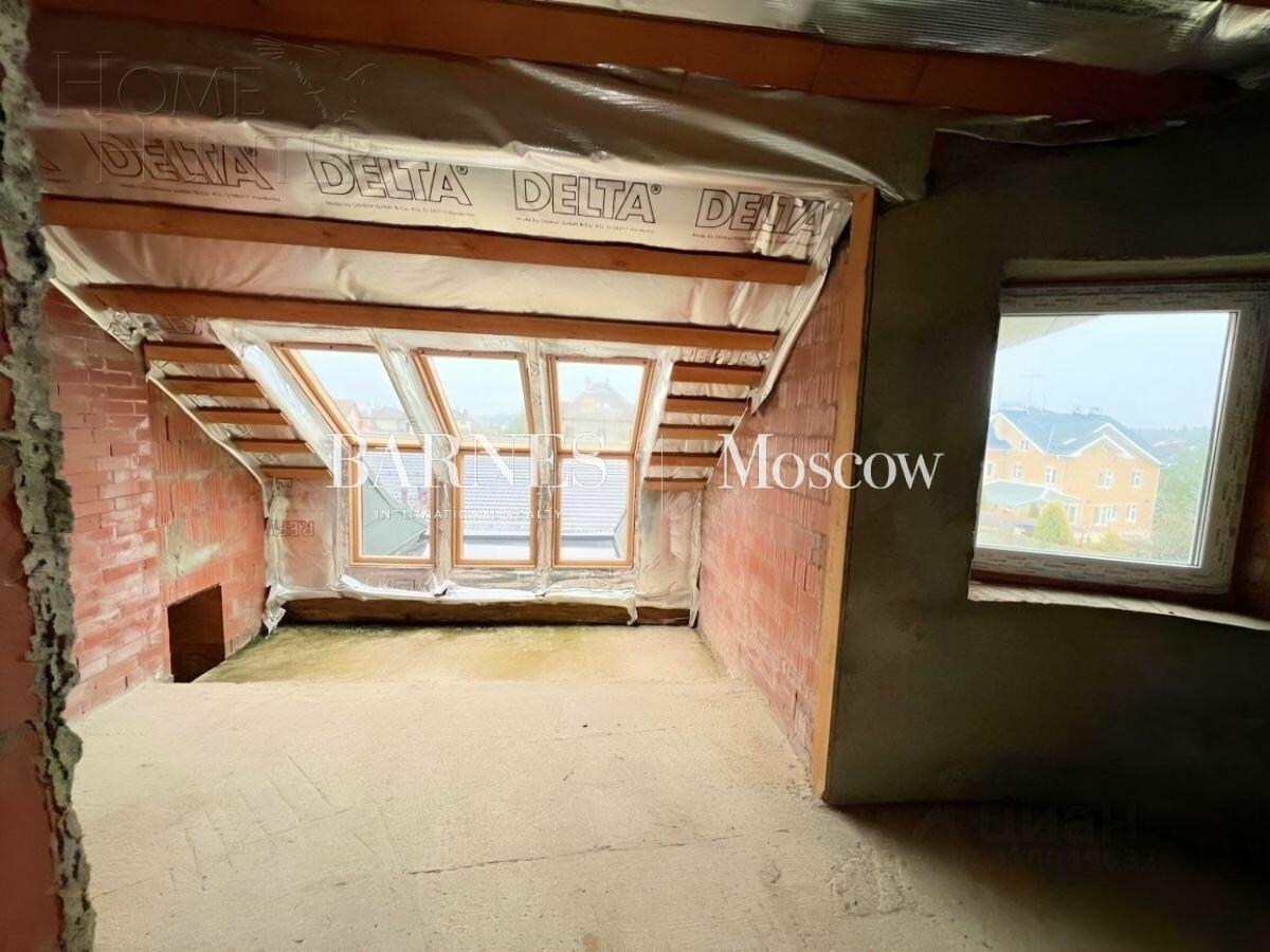 3-этажный коттедж 1 124 м² без отделки