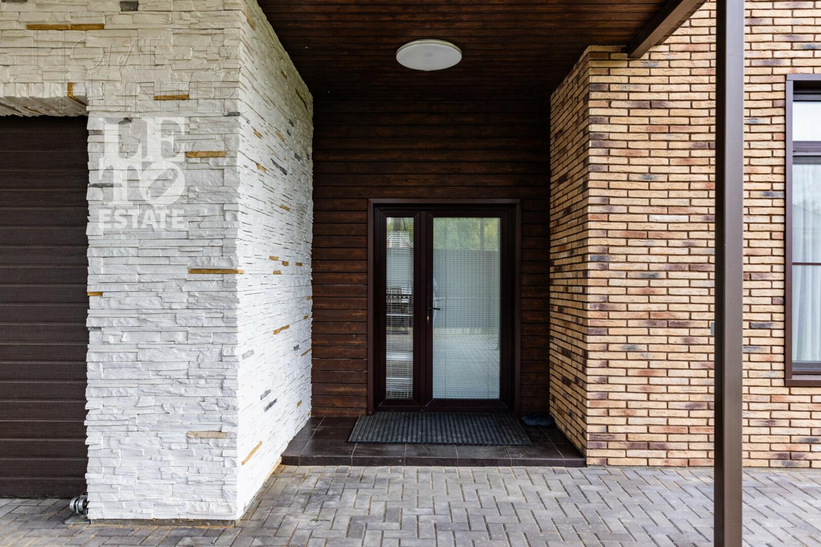 2-этажный коттедж 360 м² с отделкой