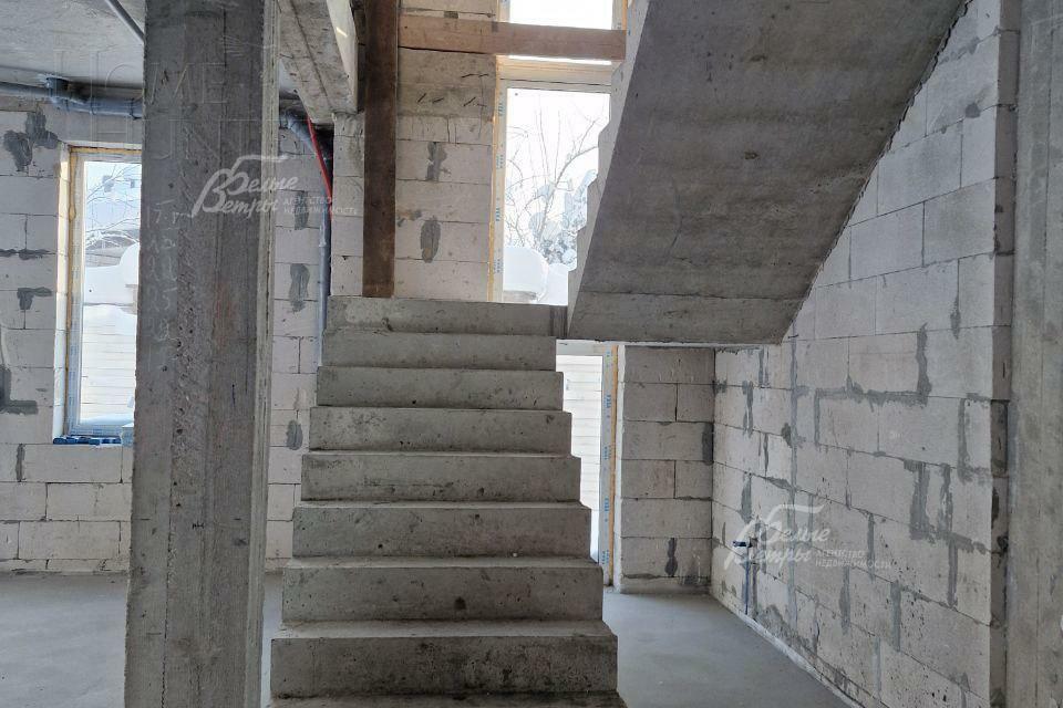 2-этажный коттедж 200 м² без отделки