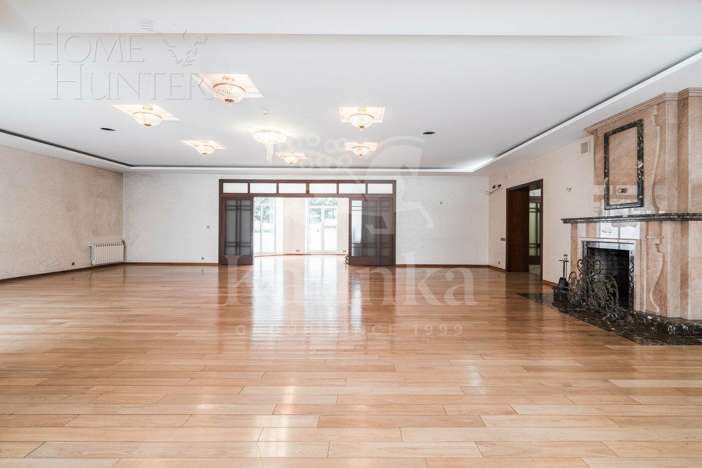 2-этажный коттедж 1 192 м² с отделкой