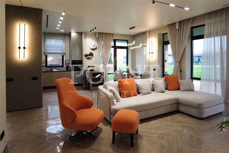 2-этажный коттедж 353 м² с отделкой