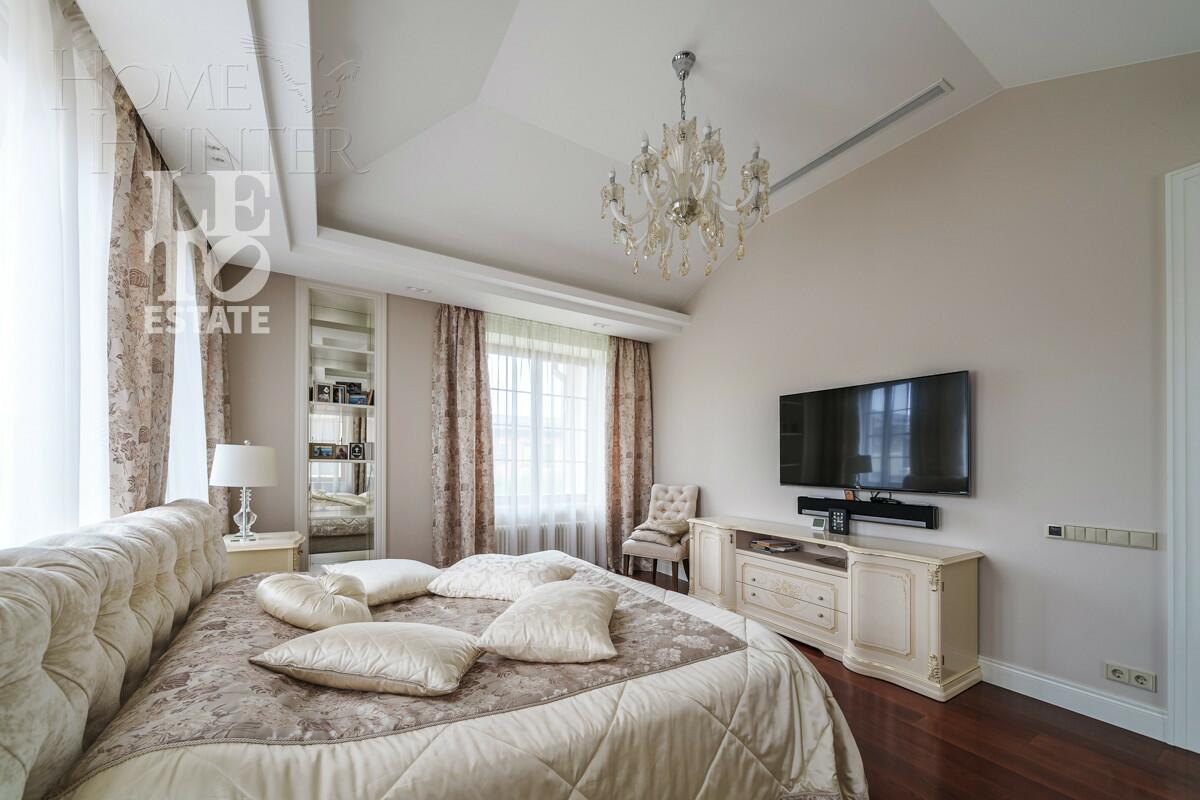 2-этажный коттедж 710 м² с отделкой