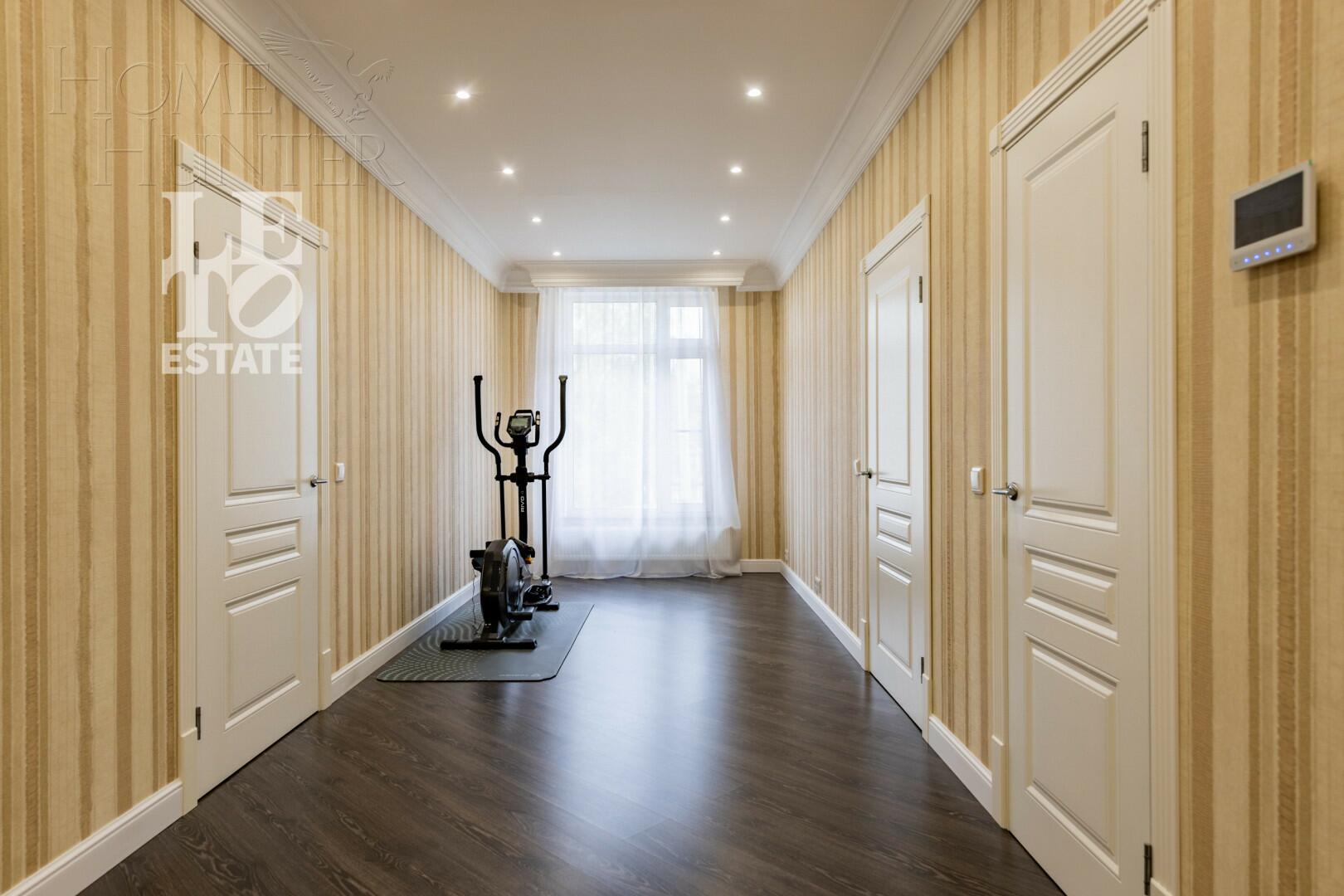 2-этажный коттедж 360 м² с отделкой