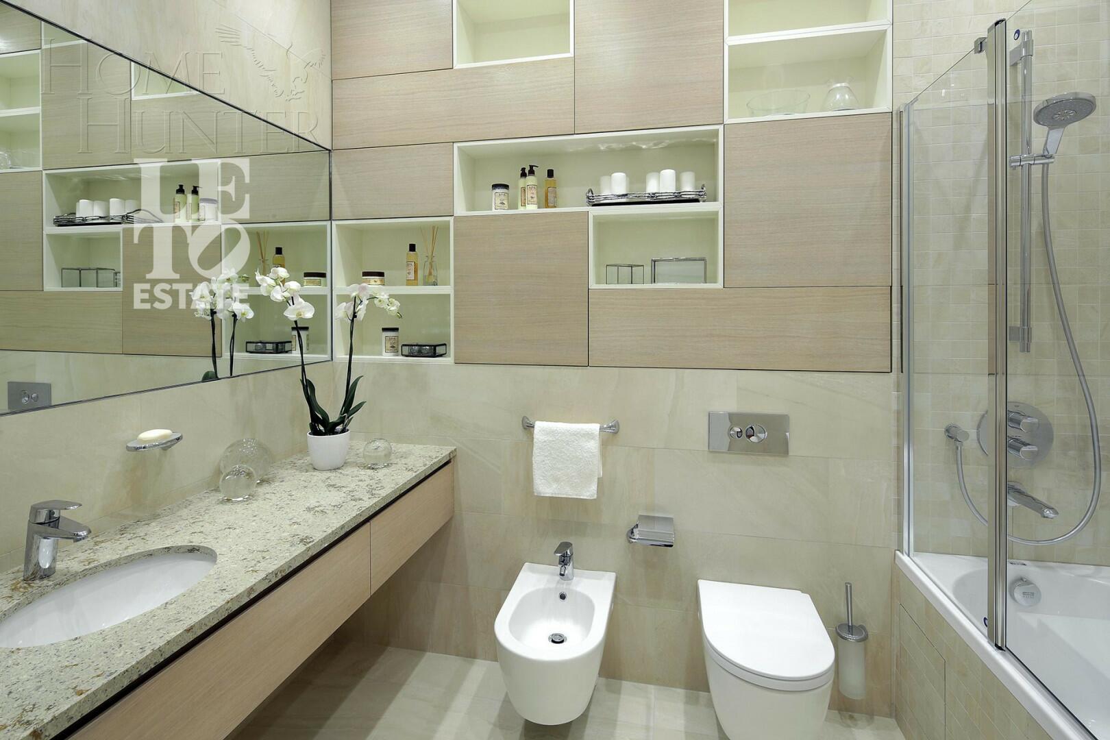 2-этажный коттедж 710 м² с отделкой