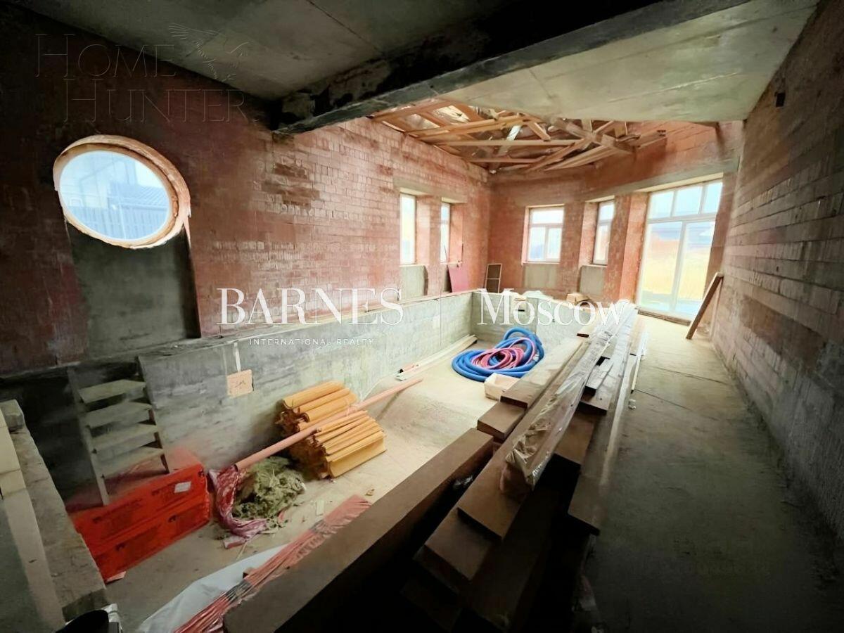 3-этажный коттедж 1 124 м² без отделки