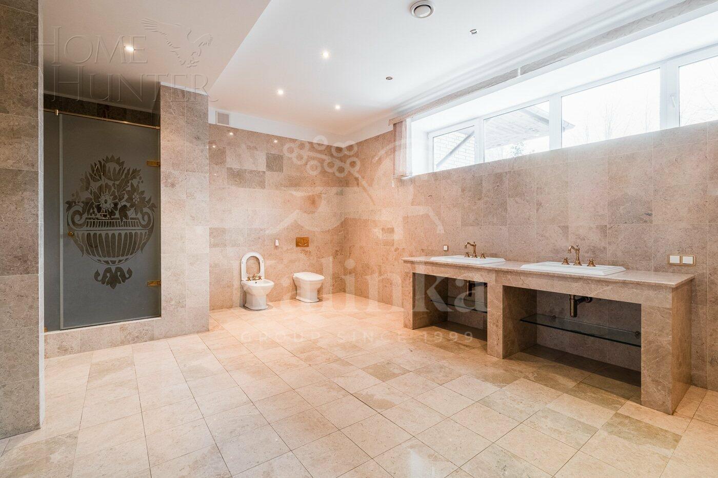 2-этажный коттедж 1 192 м² с отделкой