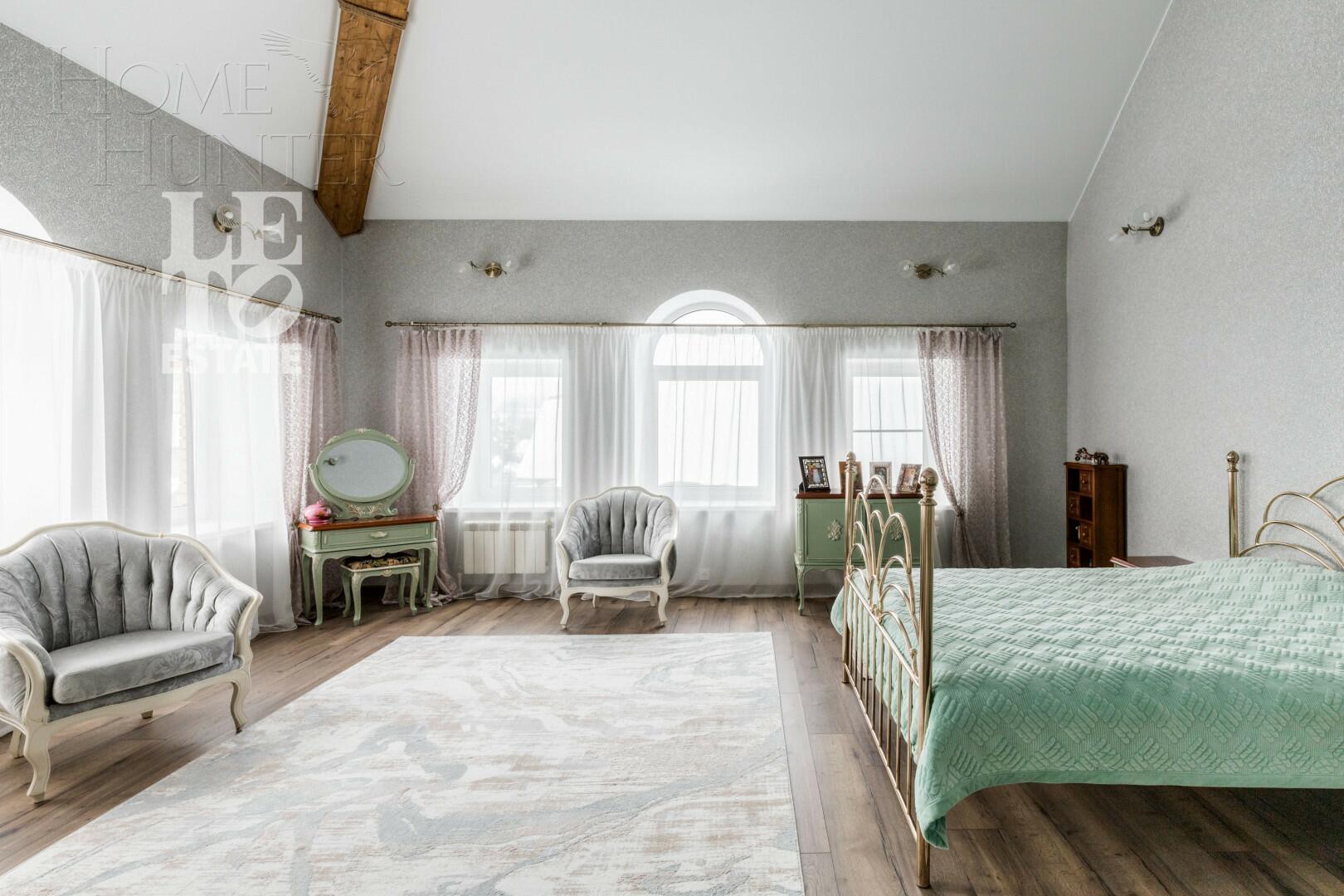 2-этажный коттедж 372 м² с отделкой