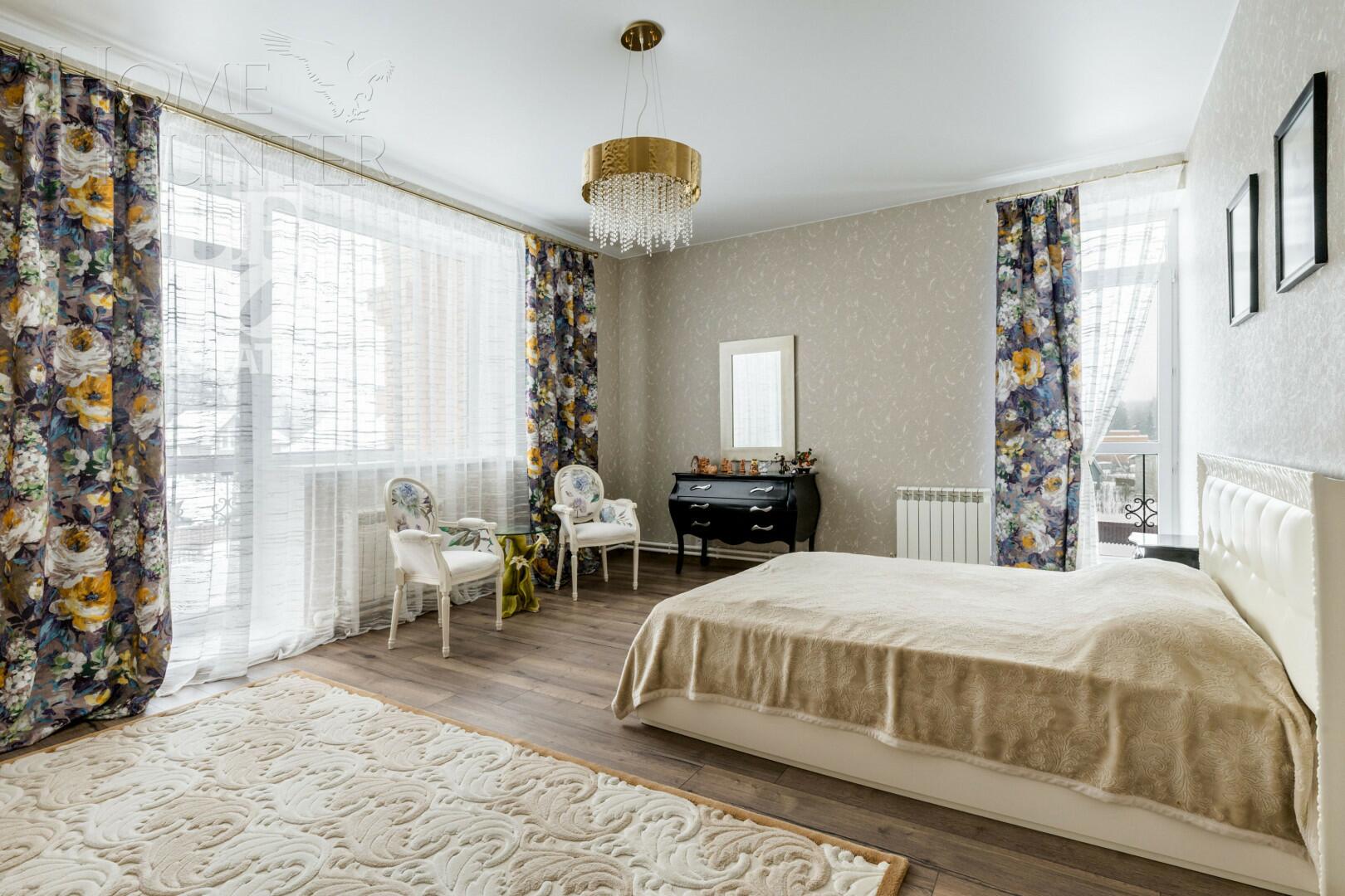 2-этажный коттедж 372 м² с отделкой