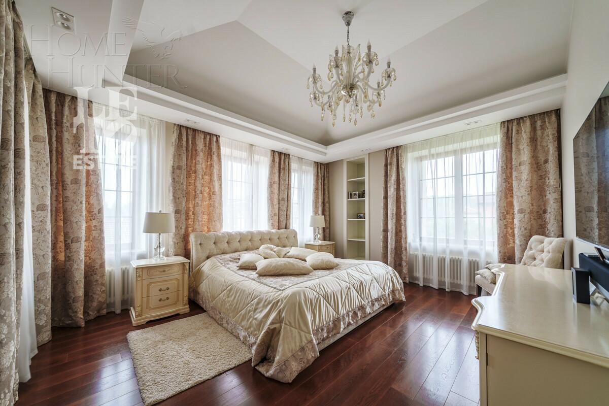 2-этажный коттедж 710 м² с отделкой