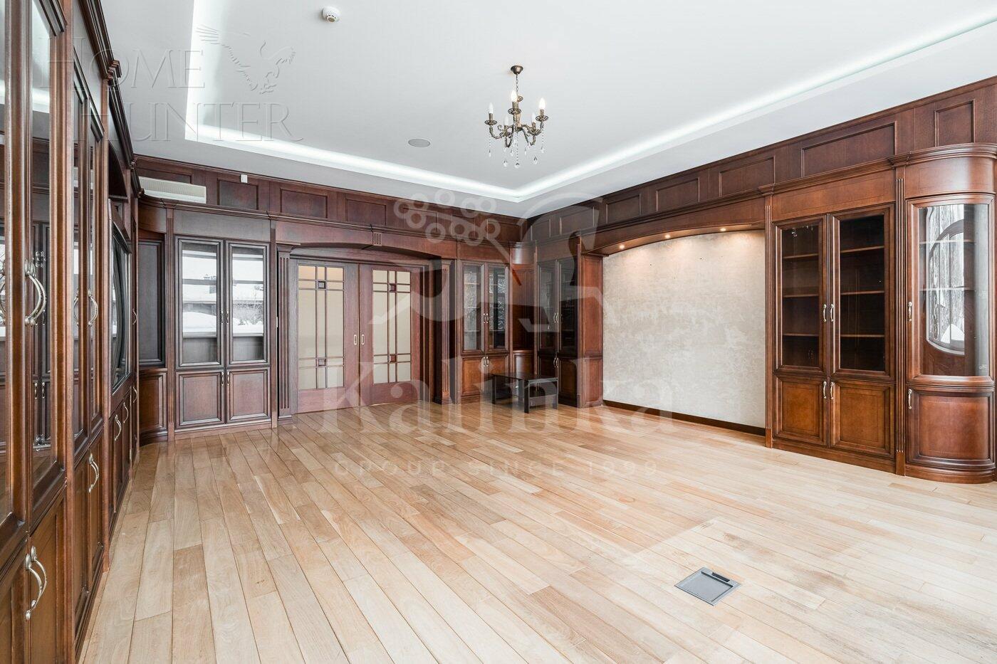 2-этажный коттедж 1 192 м² с отделкой