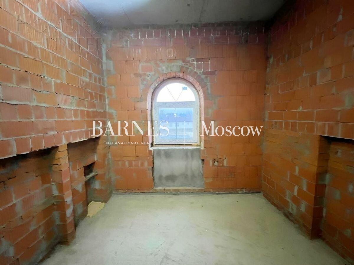 3-этажный коттедж 1 124 м² без отделки