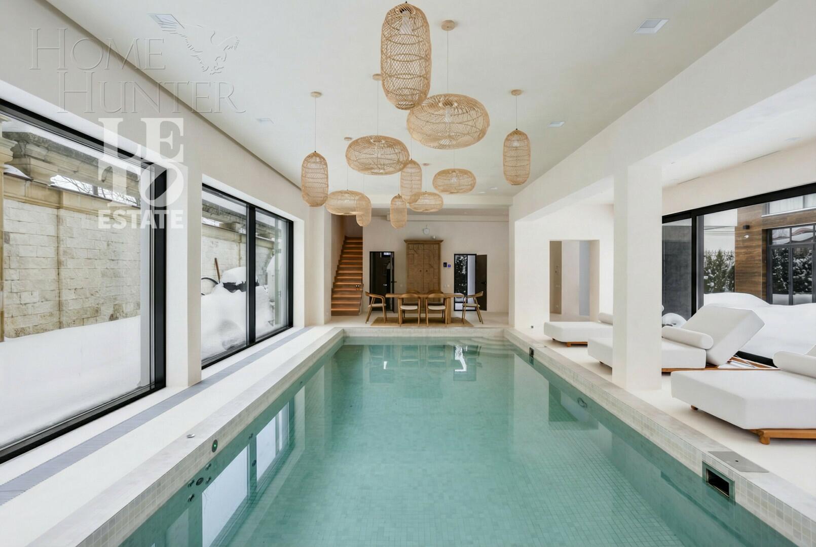 2-этажный коттедж 570 м² с отделкой