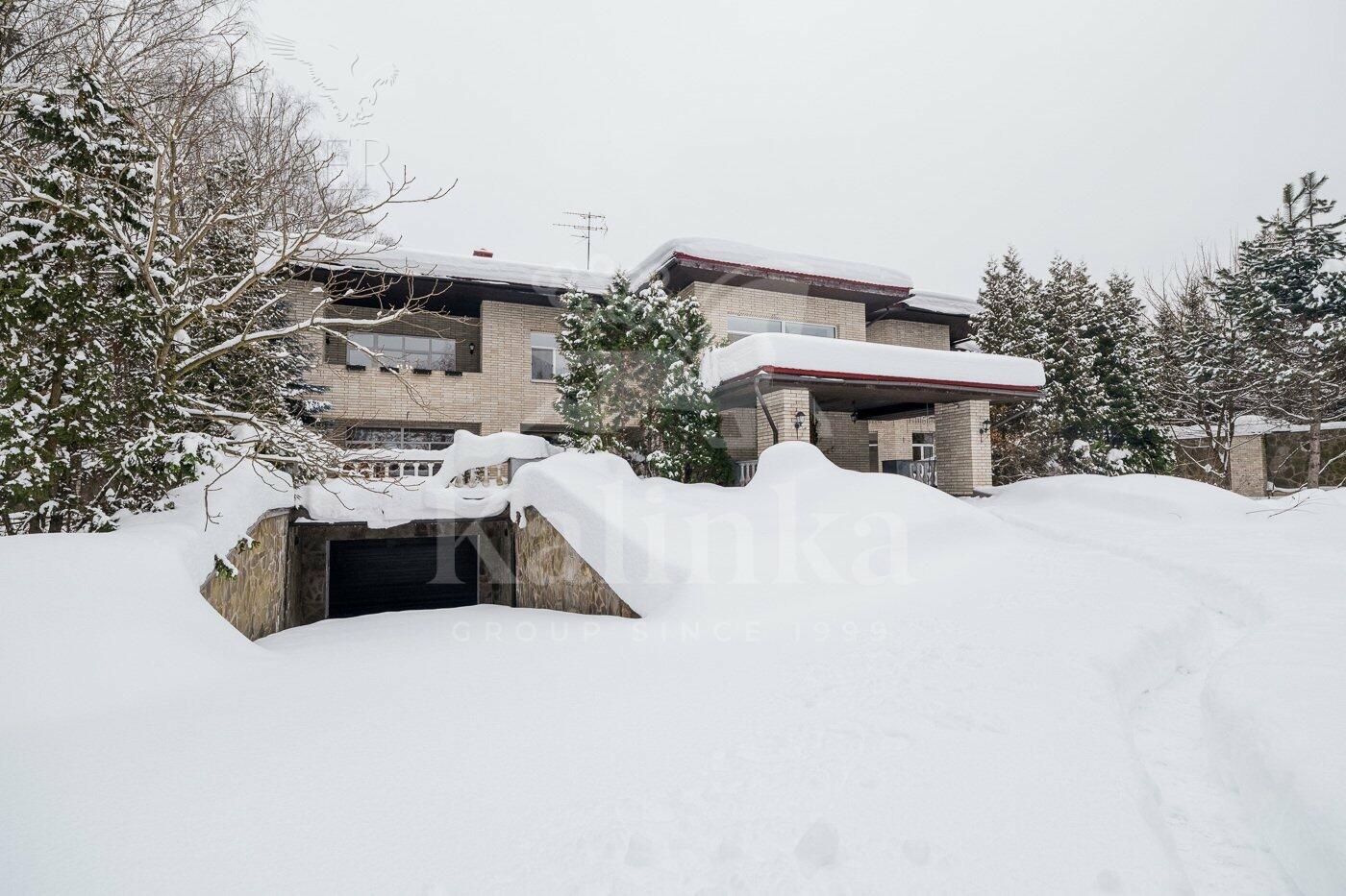 2-этажный коттедж 1 192 м² с отделкой