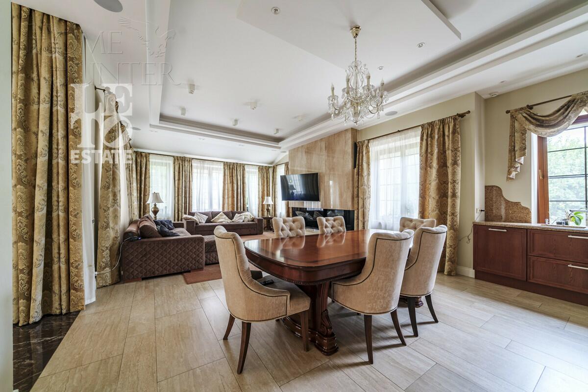 2-этажный коттедж 710 м² с отделкой