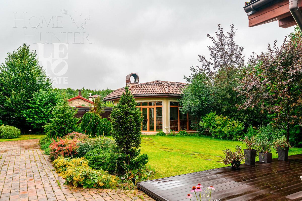 2-этажный коттедж 710 м² с отделкой