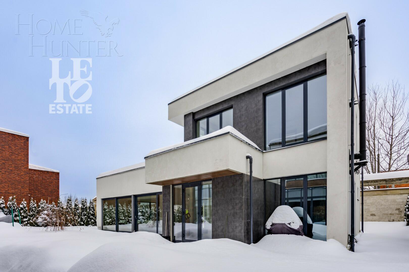 2-этажный коттедж 570 м² с отделкой