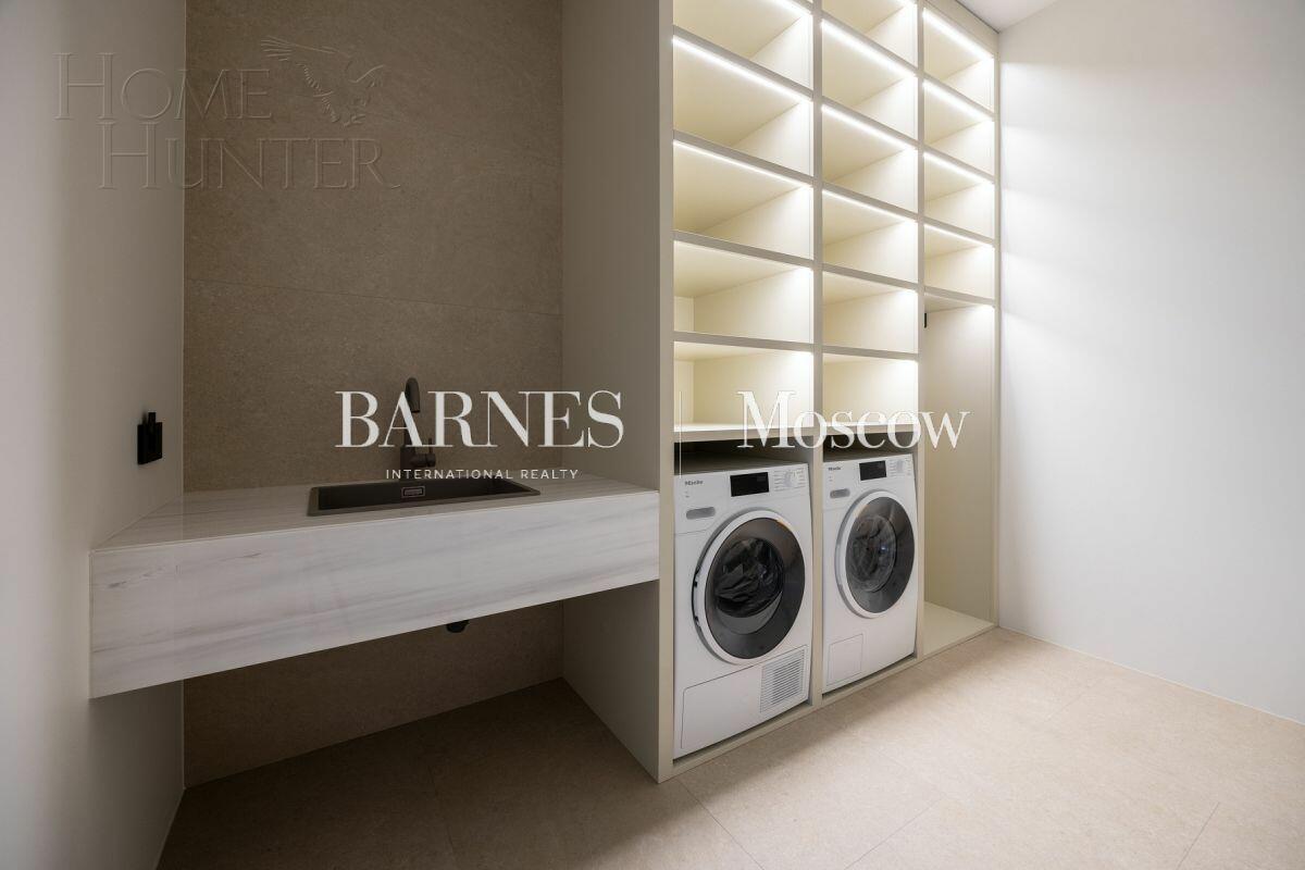 2-этажный коттедж 1 000 м² с отделкой