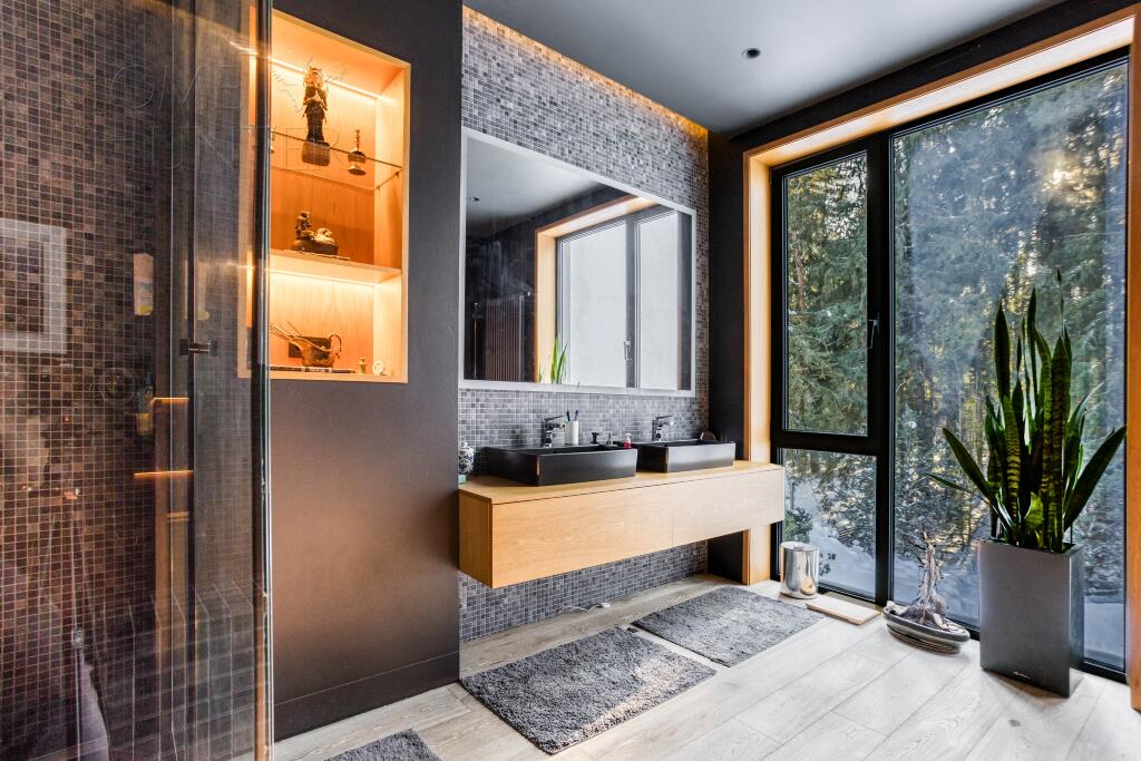 2-этажный коттедж 655 м² с отделкой