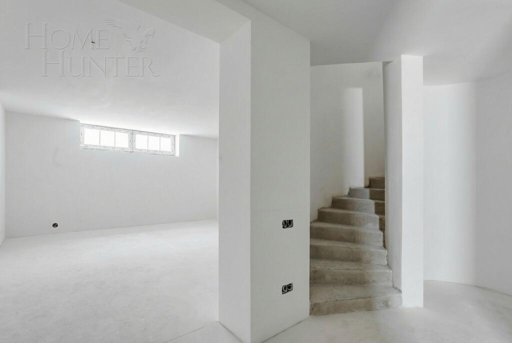 2-этажный коттедж 500 м² без отделки