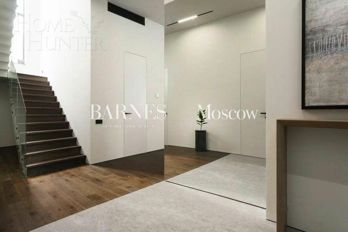 2-этажный коттедж 500 м² с отделкой