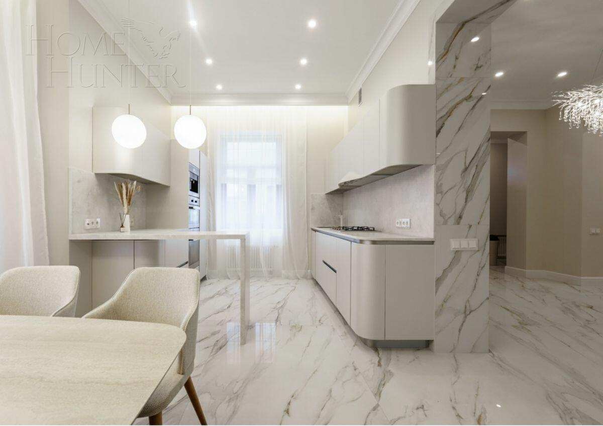 2-этажный коттедж 450 м² с отделкой