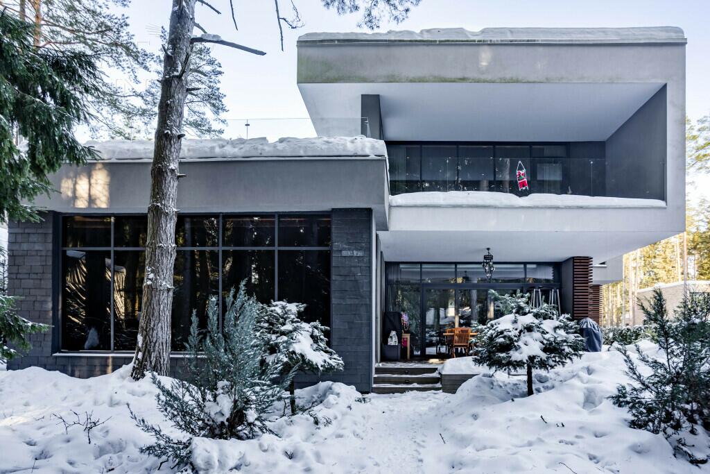 2-этажный коттедж 655 м² с отделкой