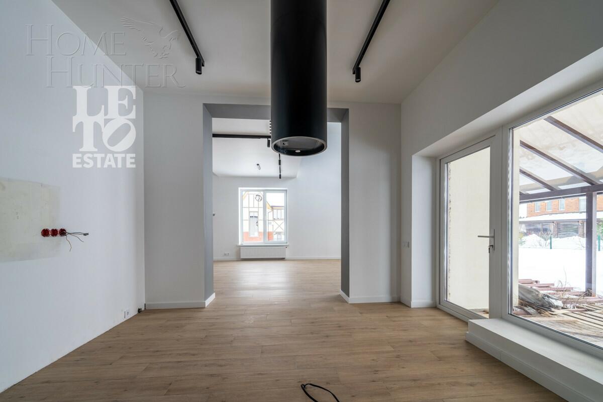 2-этажный коттедж 189.6 м² с отделкой