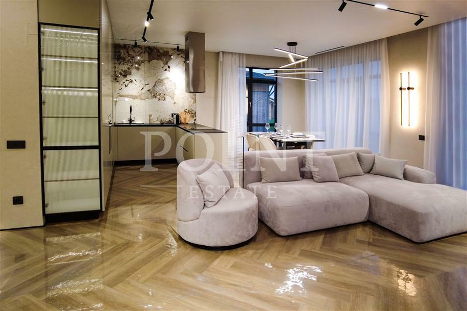 2-этажный коттедж 271 м² с отделкой