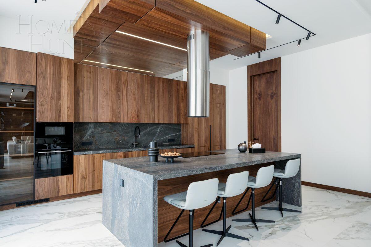 2-этажный коттедж 523 м² с отделкой